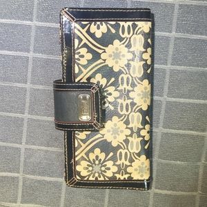 Fossil wallet